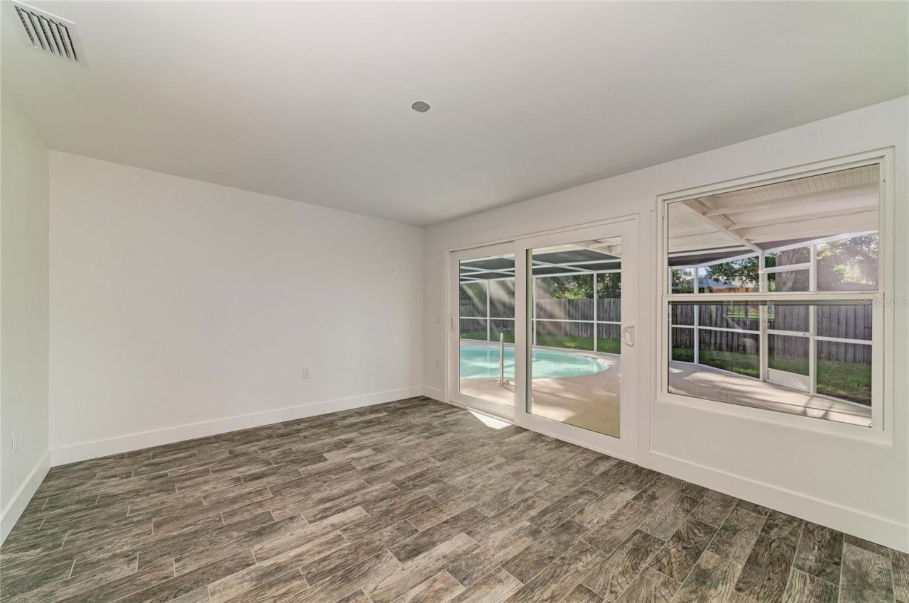 6105 7th Avenue Drive W, Bradenton, FL 34209 Photo