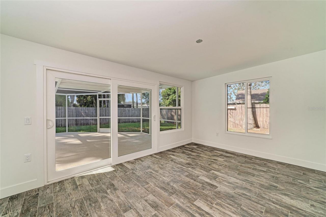 6105 7th Avenue Drive W, Bradenton, FL 34209 Photo