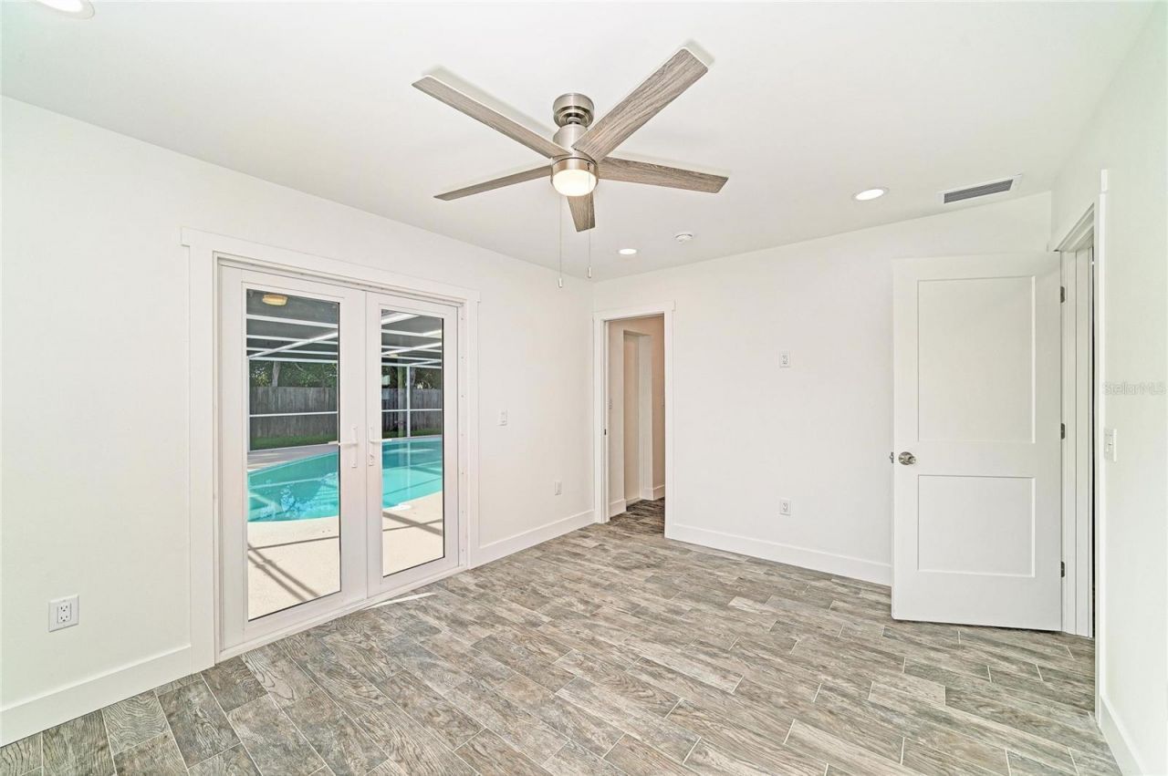 6105 7th Avenue Drive W, Bradenton, FL 34209 Photo