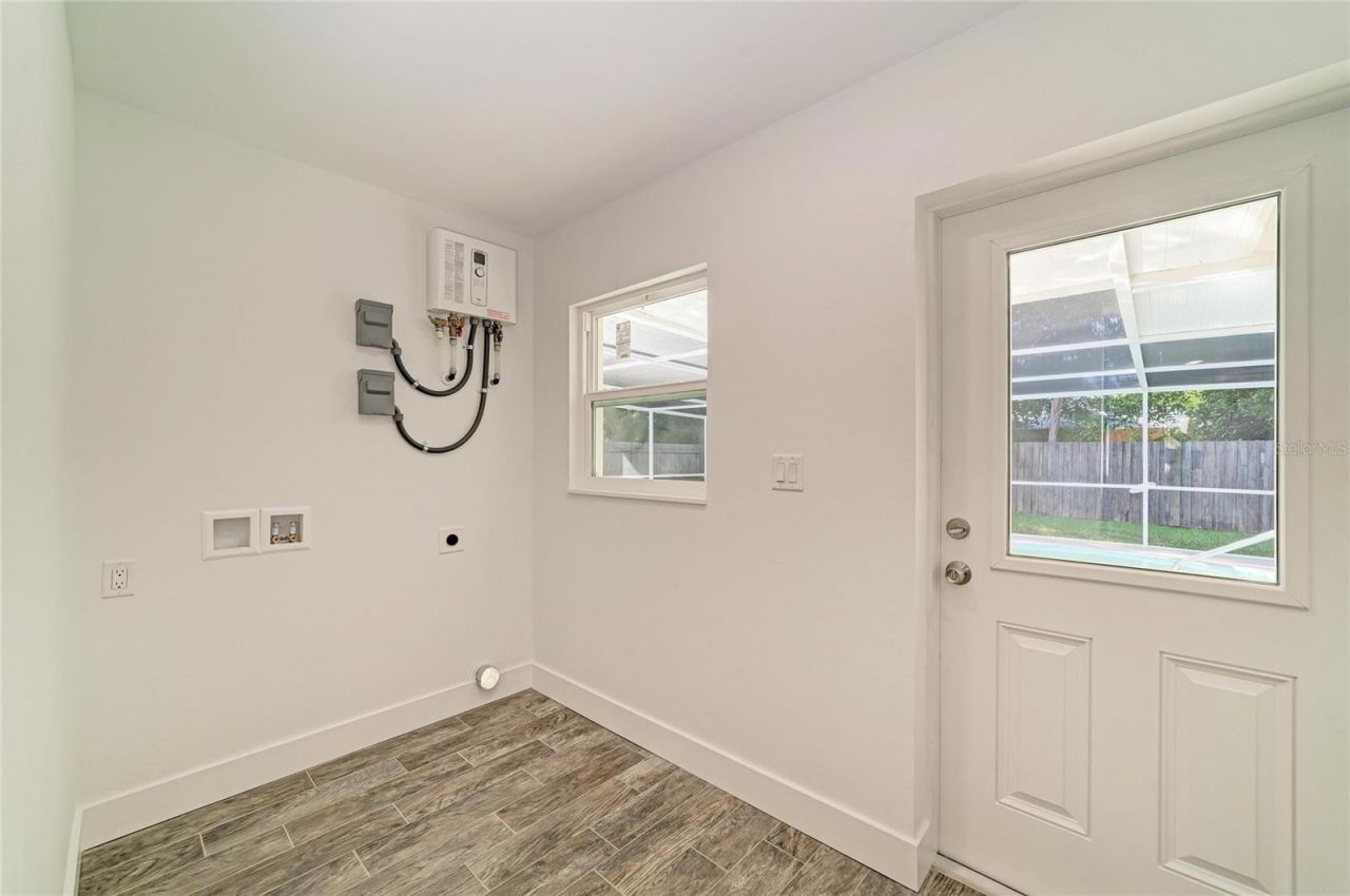 6105 7th Avenue Drive W, Bradenton, FL 34209 Photo