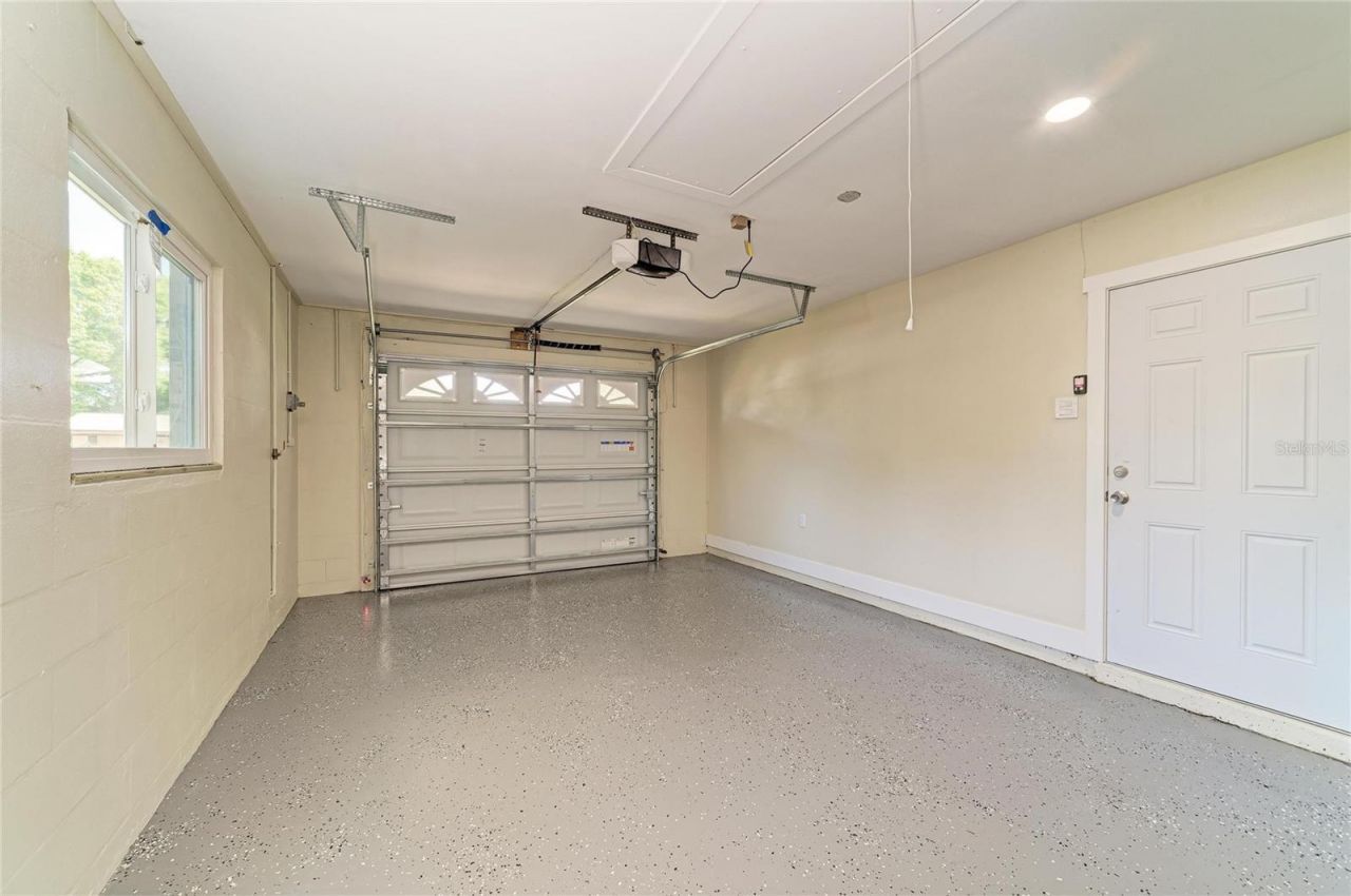 6105 7th Avenue Drive W, Bradenton, FL 34209 Photo