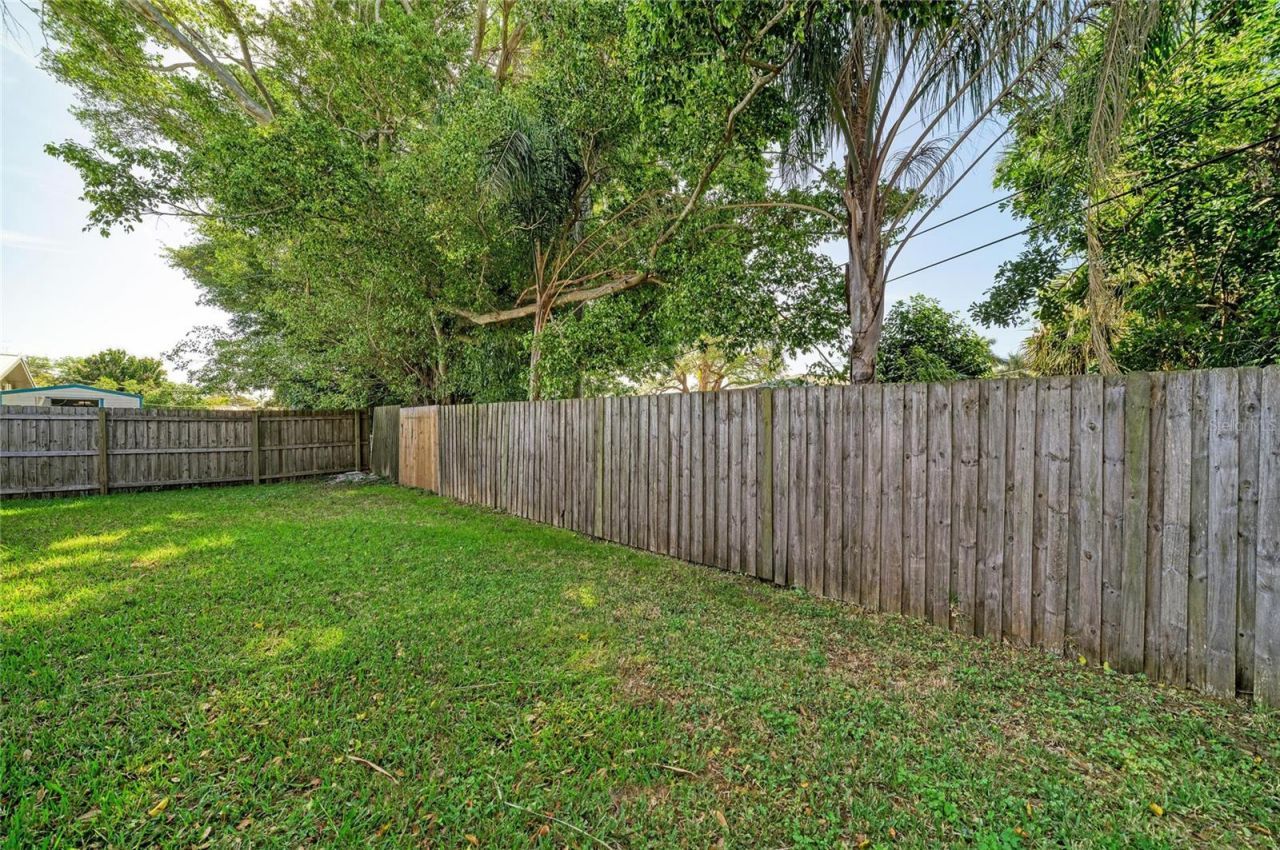 6105 7th Avenue Drive W, Bradenton, FL 34209 Photo