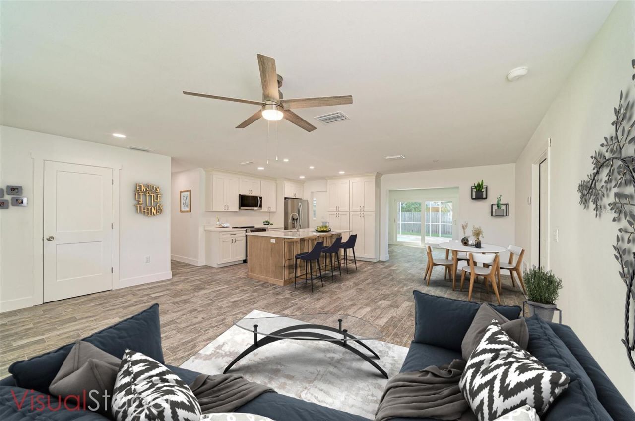 6105 7th Avenue Drive W, Bradenton, FL 34209 Photo