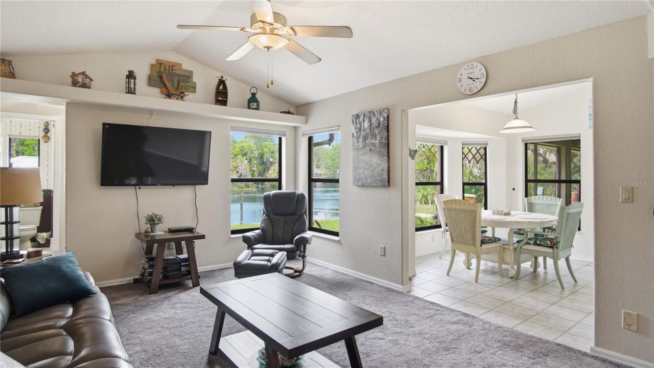 11635 E Blue Cove Drive, Dunnellon, FL 34432 Photo