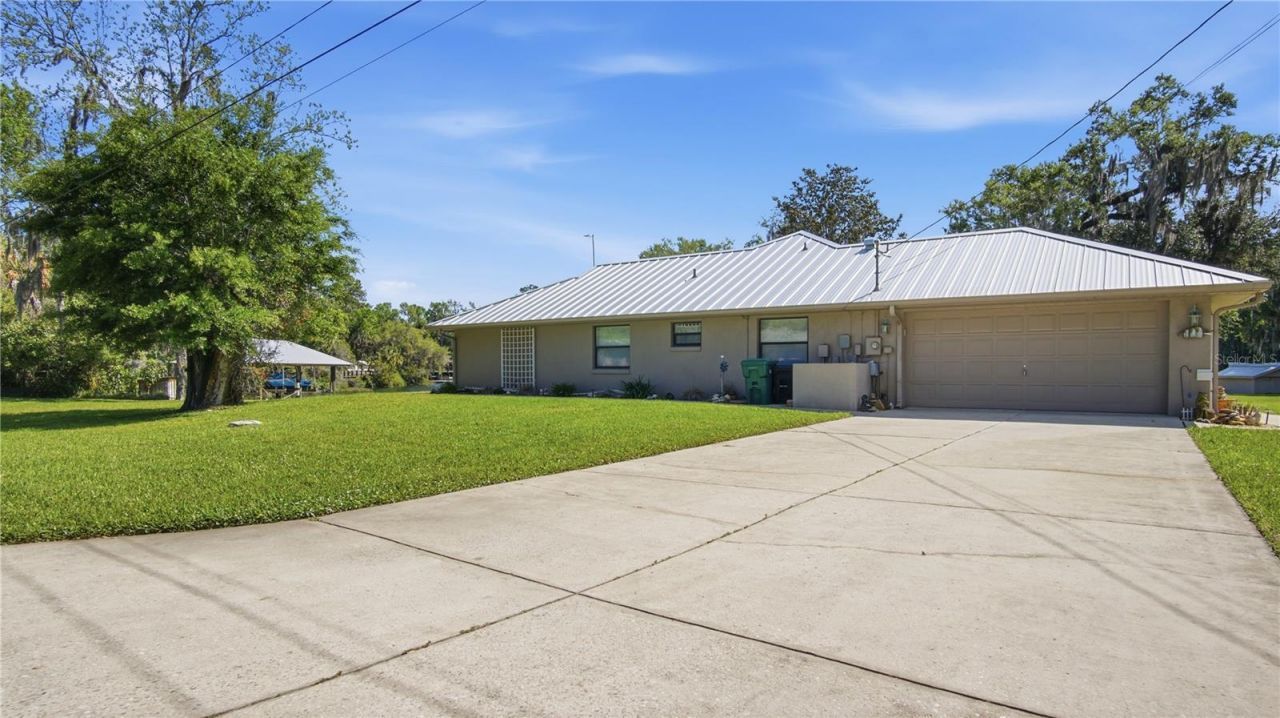 11635 E Blue Cove Drive, Dunnellon, FL 34432 Photo