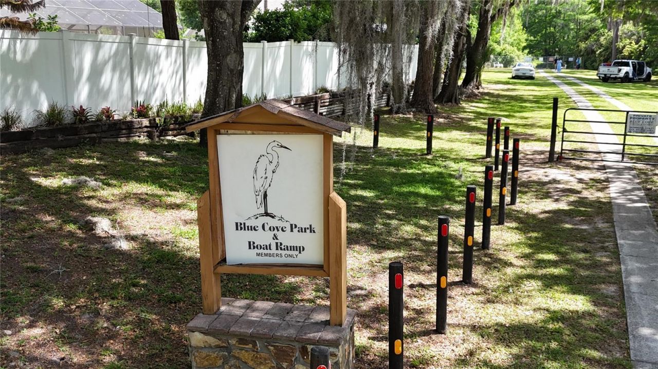 11635 E Blue Cove Drive, Dunnellon, FL 34432 Photo