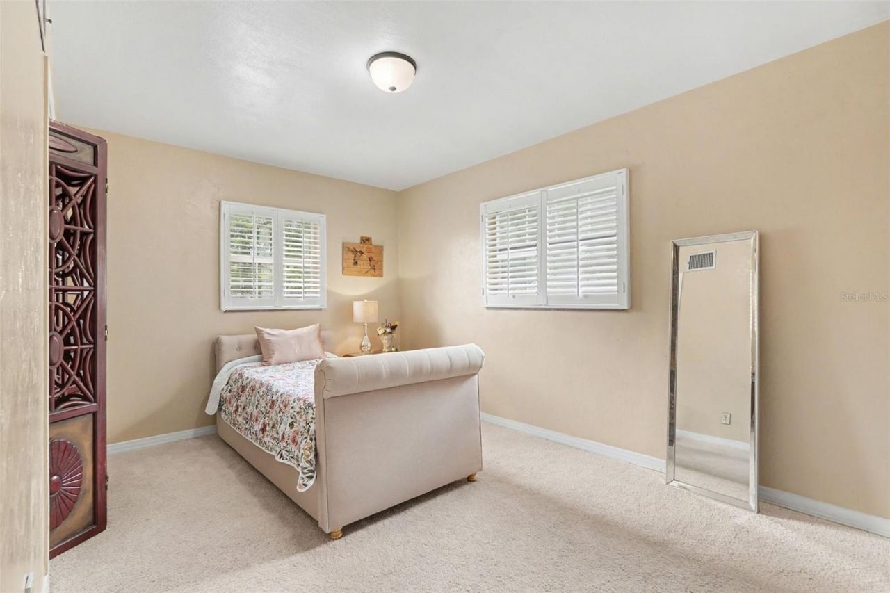 15402 Lake Magdalene Boulevard , Tampa, FL 33613 Photo