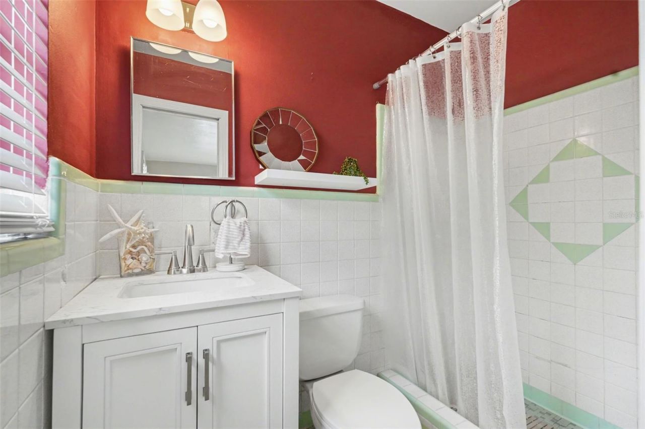 15402 Lake Magdalene Boulevard , Tampa, FL 33613 Photo