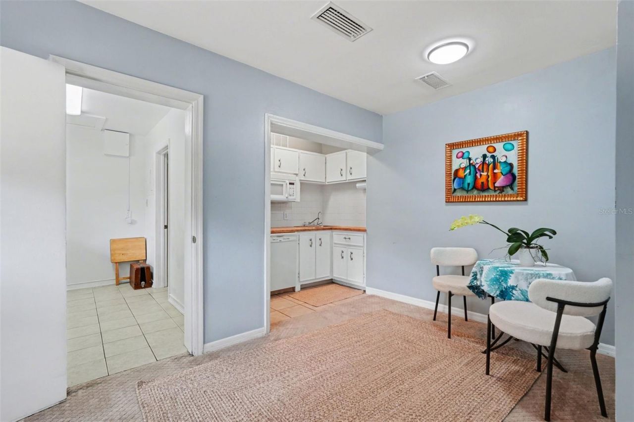 15402 Lake Magdalene Boulevard , Tampa, FL 33613 Photo