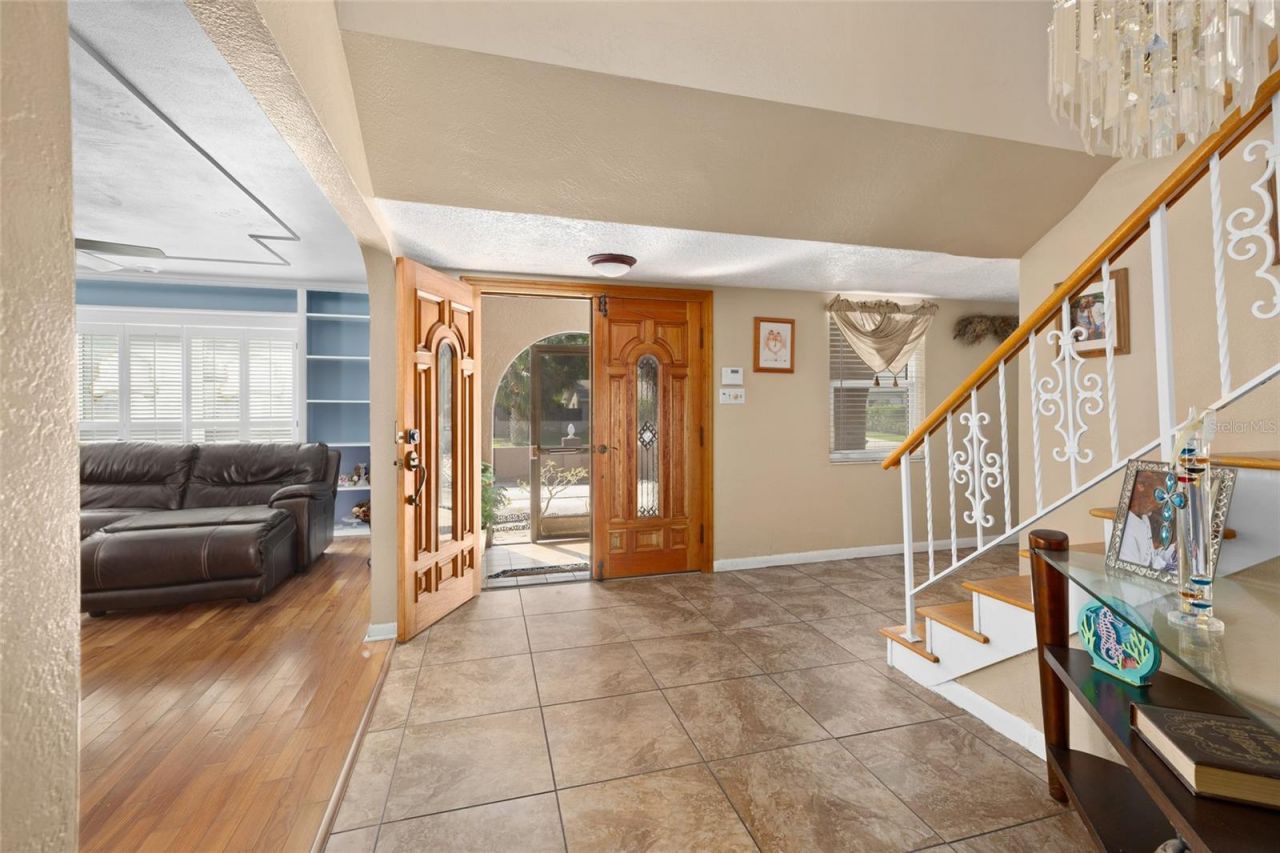 1449 45th Avenue Ne, Saint Petersburg, FL 33703 Photo