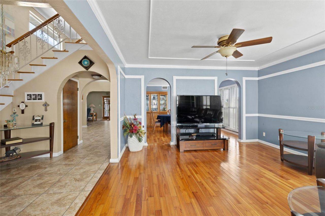 1449 45th Avenue Ne, Saint Petersburg, FL 33703 Photo