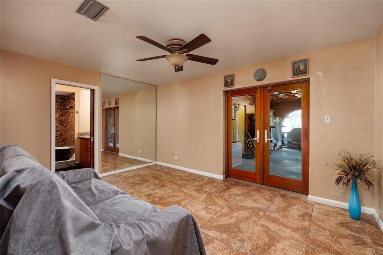 1449 45th Avenue Ne, Saint Petersburg, FL 33703 Photo