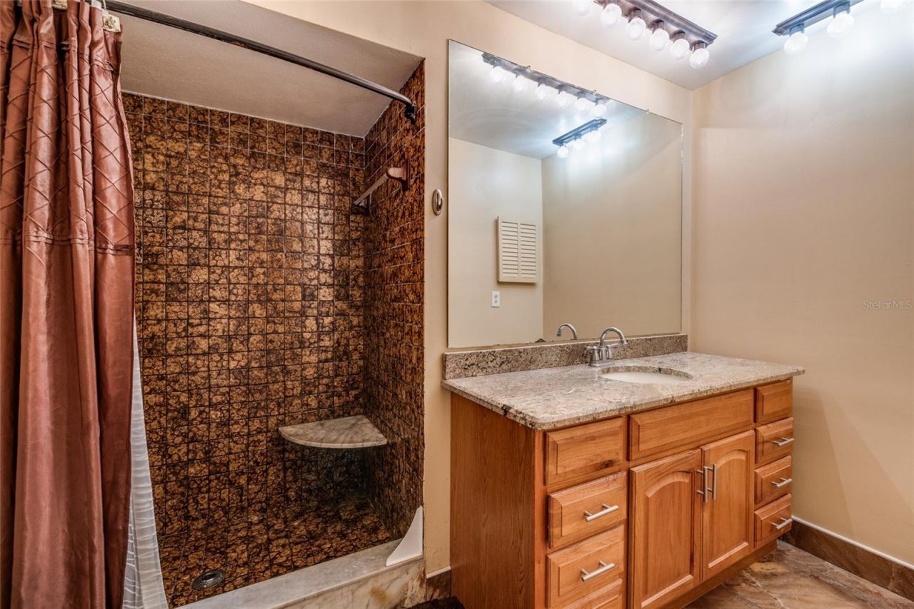 1449 45th Avenue Ne, Saint Petersburg, FL 33703 Photo