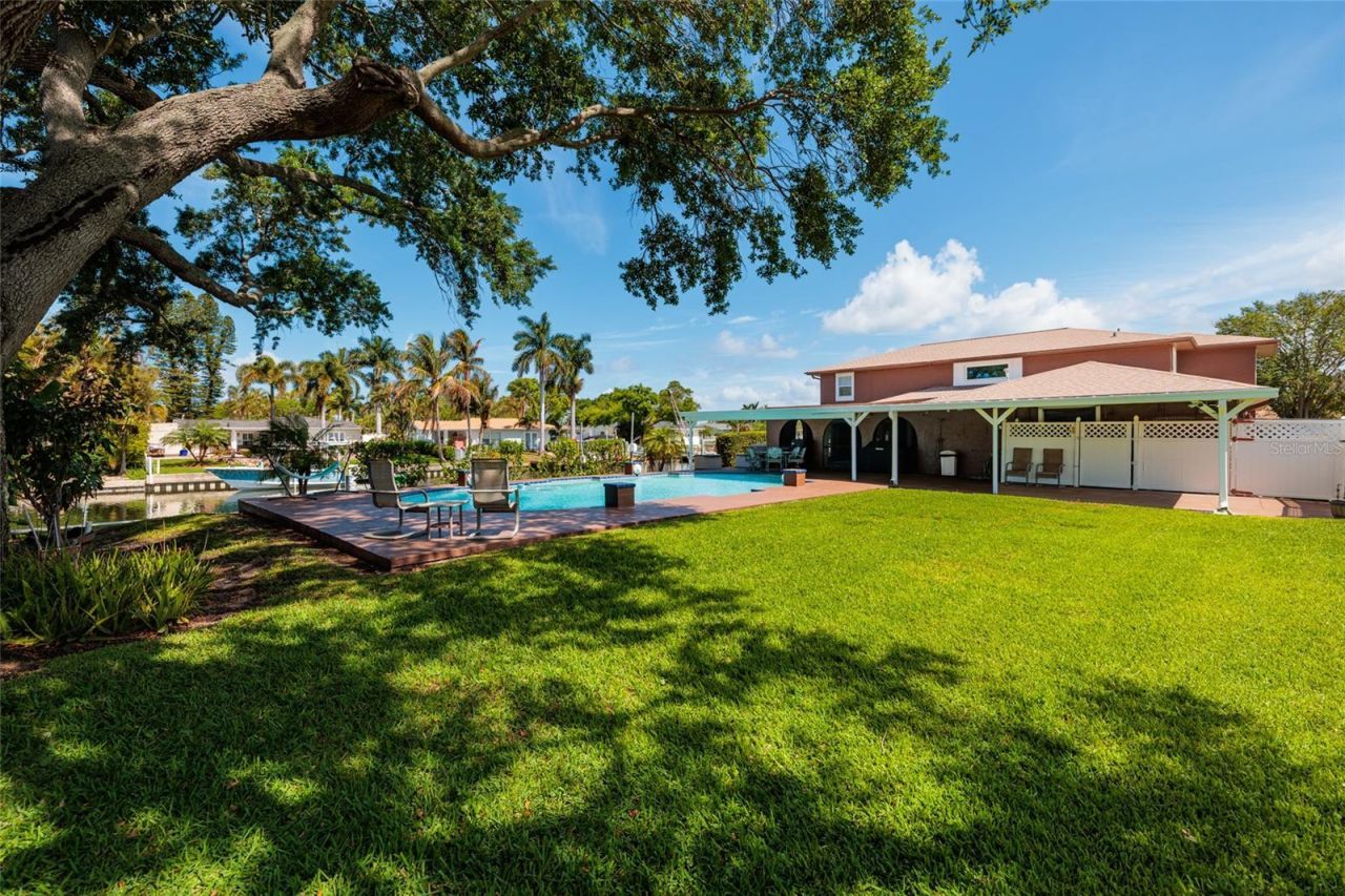 1449 45th Avenue Ne, Saint Petersburg, FL 33703 Photo