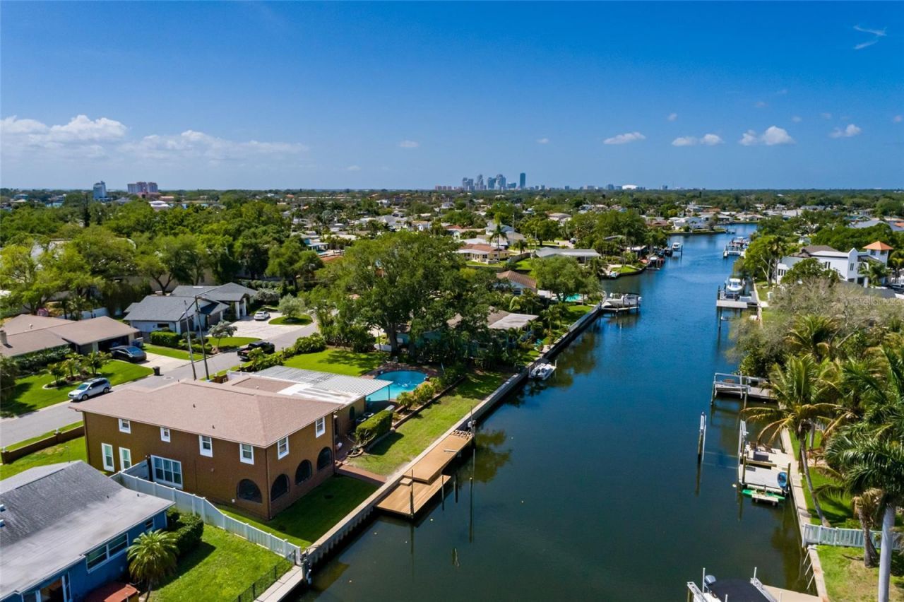 1449 45th Avenue Ne, Saint Petersburg, FL 33703 Photo