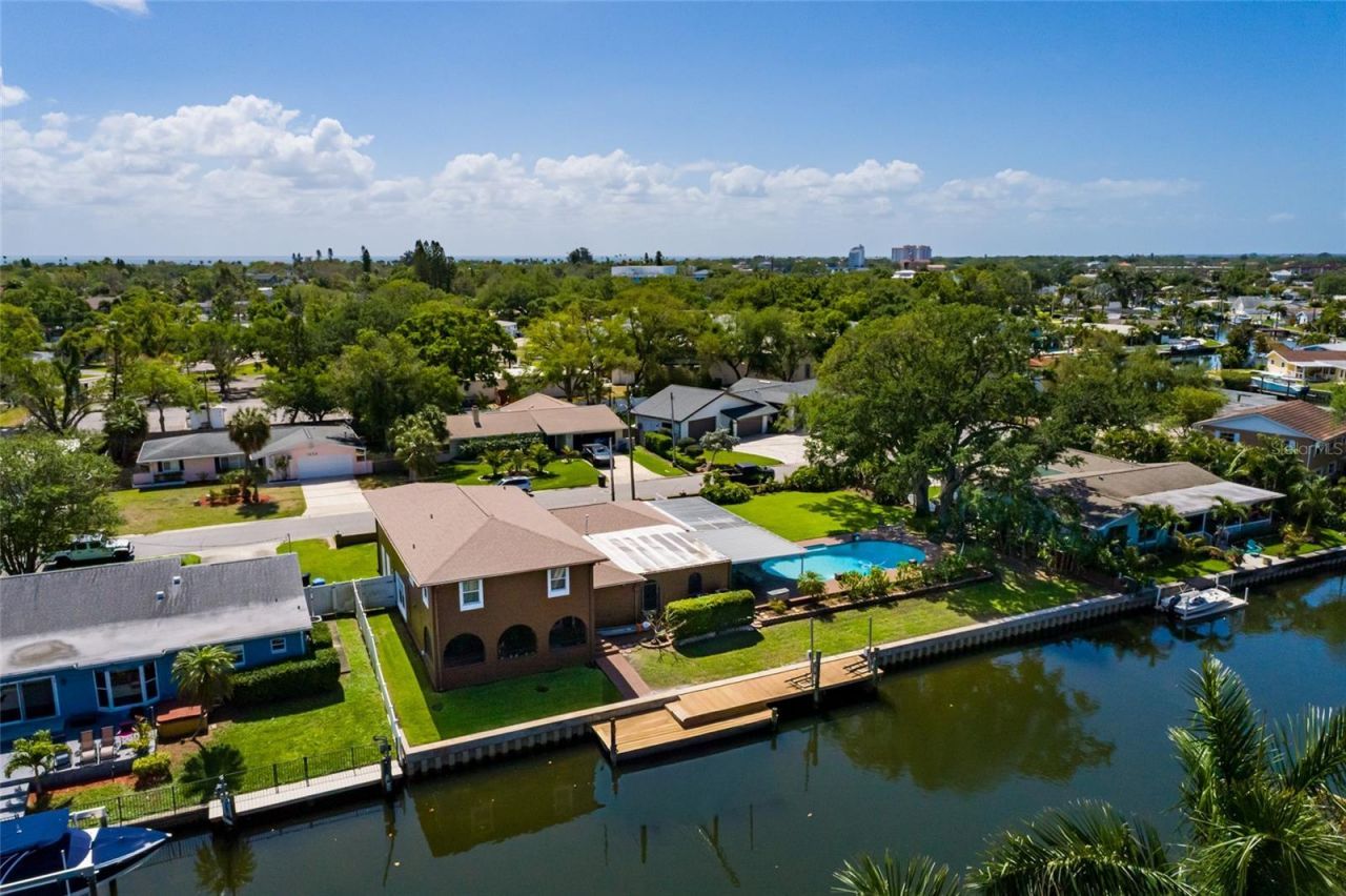 1449 45th Avenue Ne, Saint Petersburg, FL 33703 Photo