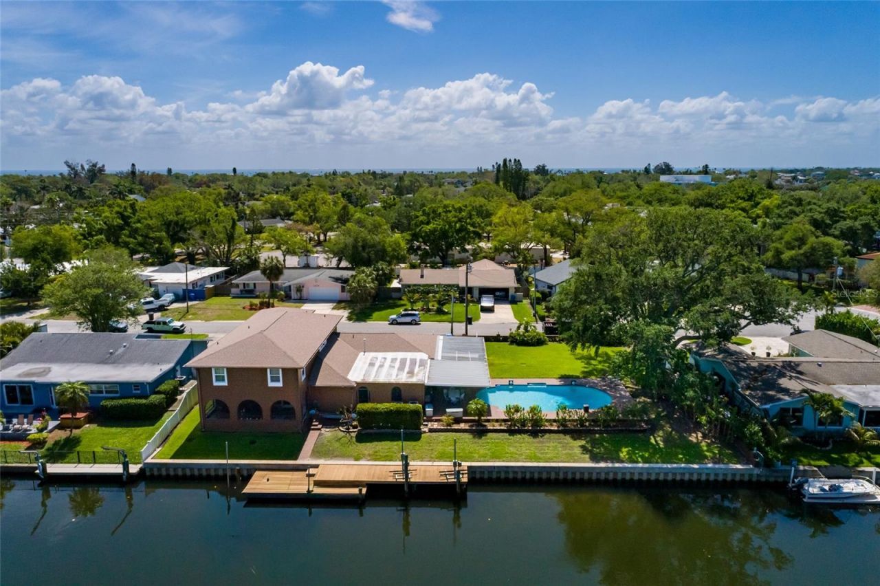 1449 45th Avenue Ne, Saint Petersburg, FL 33703 Photo