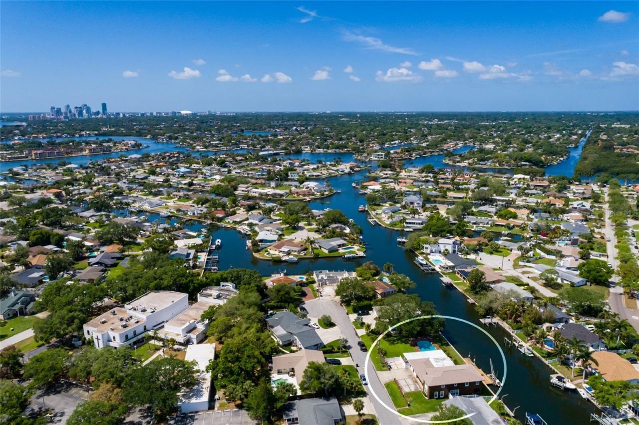 1449 45th Avenue Ne, Saint Petersburg, FL 33703 Photo