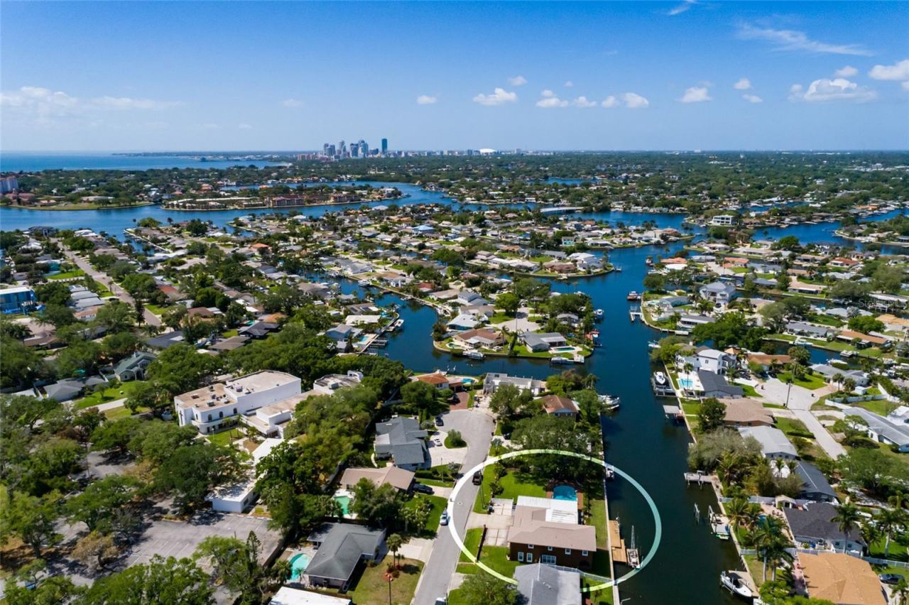 1449 45th Avenue Ne, Saint Petersburg, FL 33703 Photo