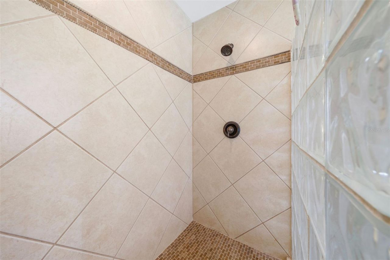 3604 Bridgefield Drive , Lakeland, FL 33803 Photo