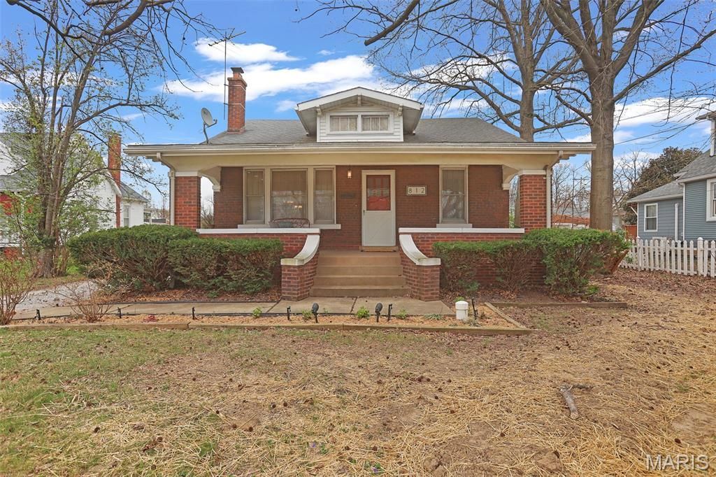 812 Hillsboro Avenue , Edwardsville, IL 62025 Main Photo