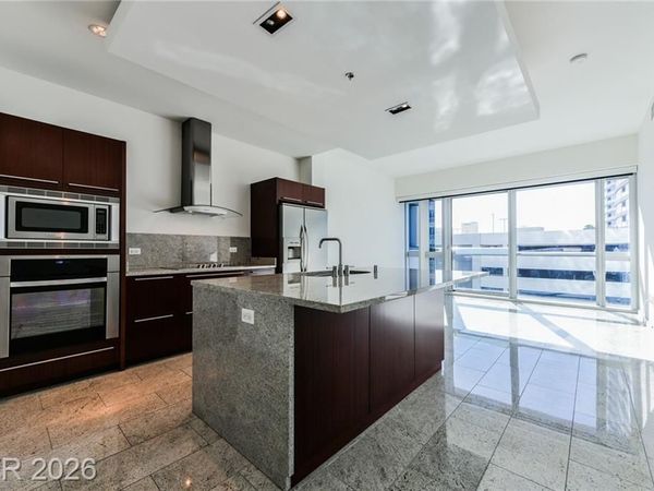 4471 DEAN MARTIN Drive, Unit 507, Las Vegas, NV 89103