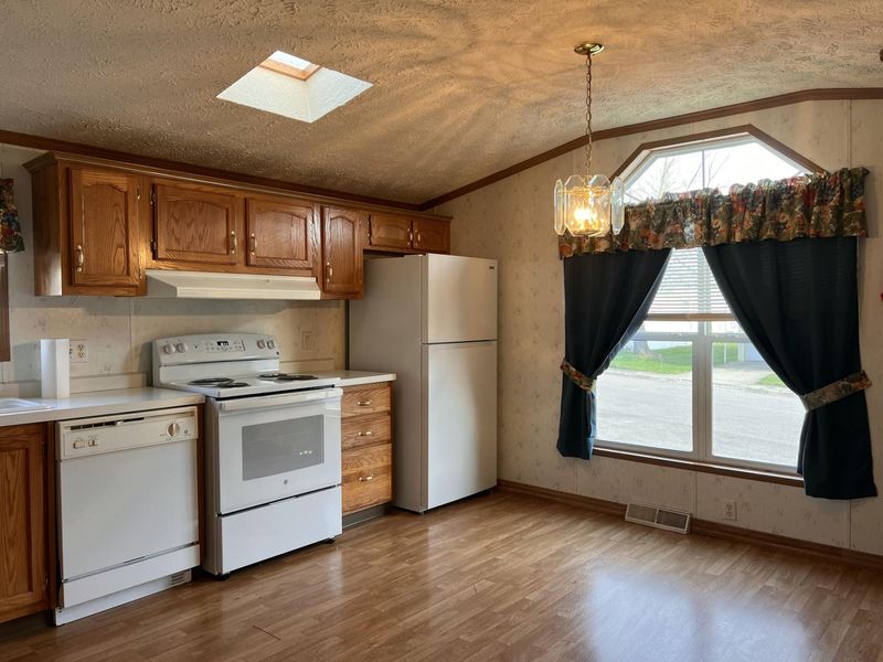 22 Sunset Drive, Springfield, OH 45504 Photo 3