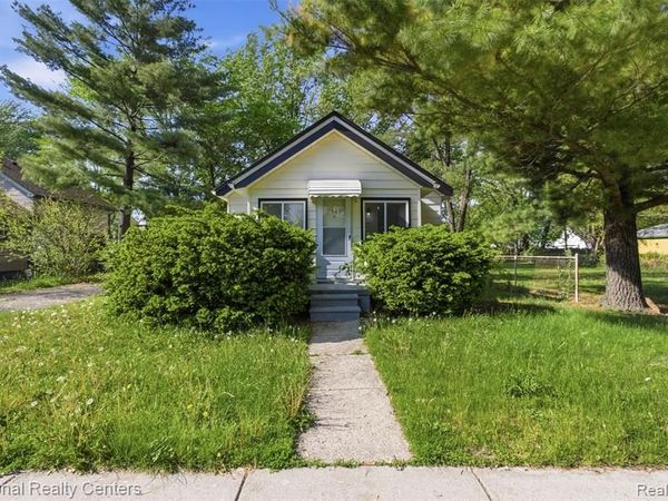 7547 Stephens, Center Line, MI 48015