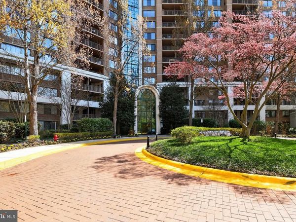 10101 GROSVENOR PLACE, Unit 701, ROCKVILLE, MD 20852