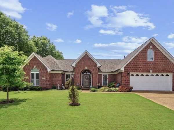 9333 BREAKSTONE CV, Collierville, TN 38017