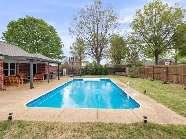 9333 BREAKSTONE CV, Collierville, TN 38017