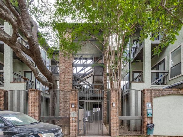 807 W 25th ST, Unit 214, Austin, TX 78705