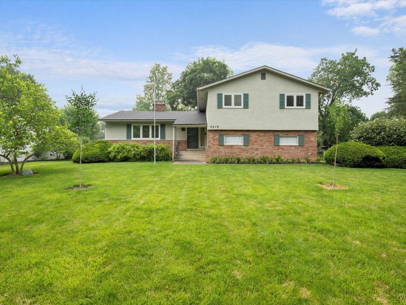 4319 Braunton Road, Columbus, OH 43220 Photo 2