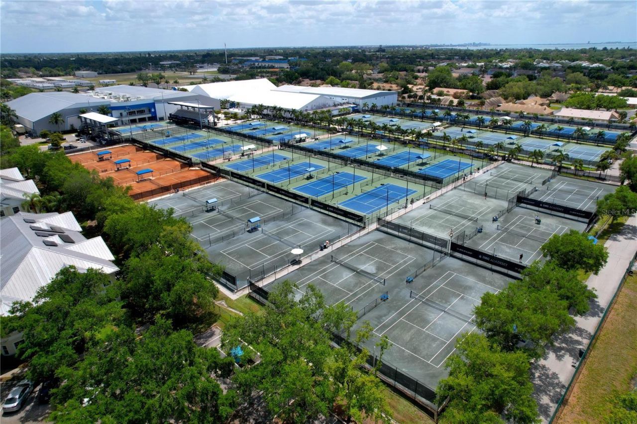 3506 54th Drive W, Unit 207, Bradenton, FL 34210 Photo