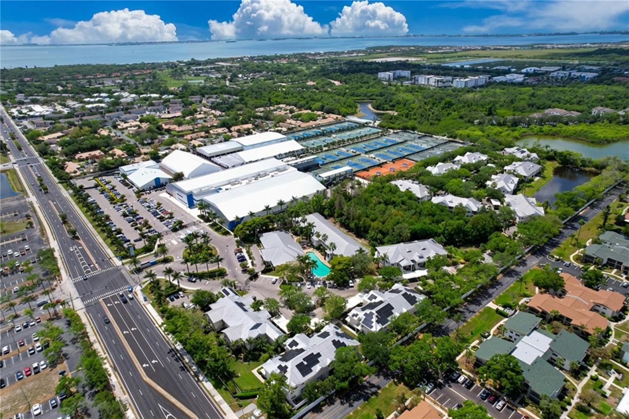 3506 54th Drive W, Unit 207, Bradenton, FL 34210 Photo