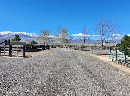 18520 State Route 290, Paradise Valley, NV 89426 Photo