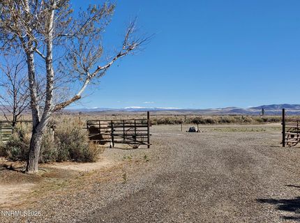 18520 State Route 290, Paradise Valley, NV 89426 Photo