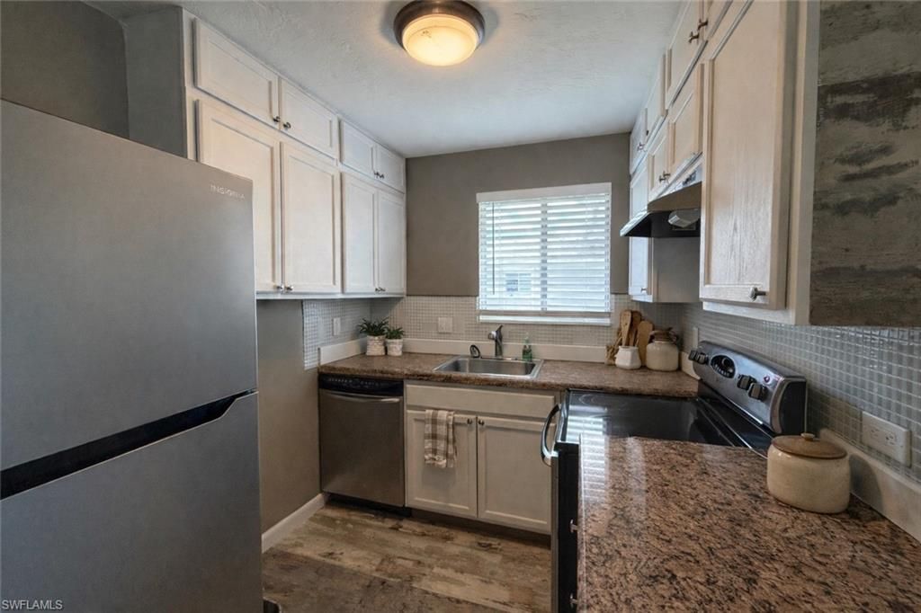 3273 New South Province Blvd, Unit 4, Fort Myers, FL 33907 Photo