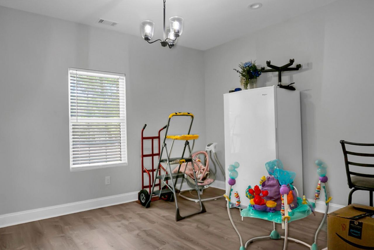 132 Wexford Way Photo 24