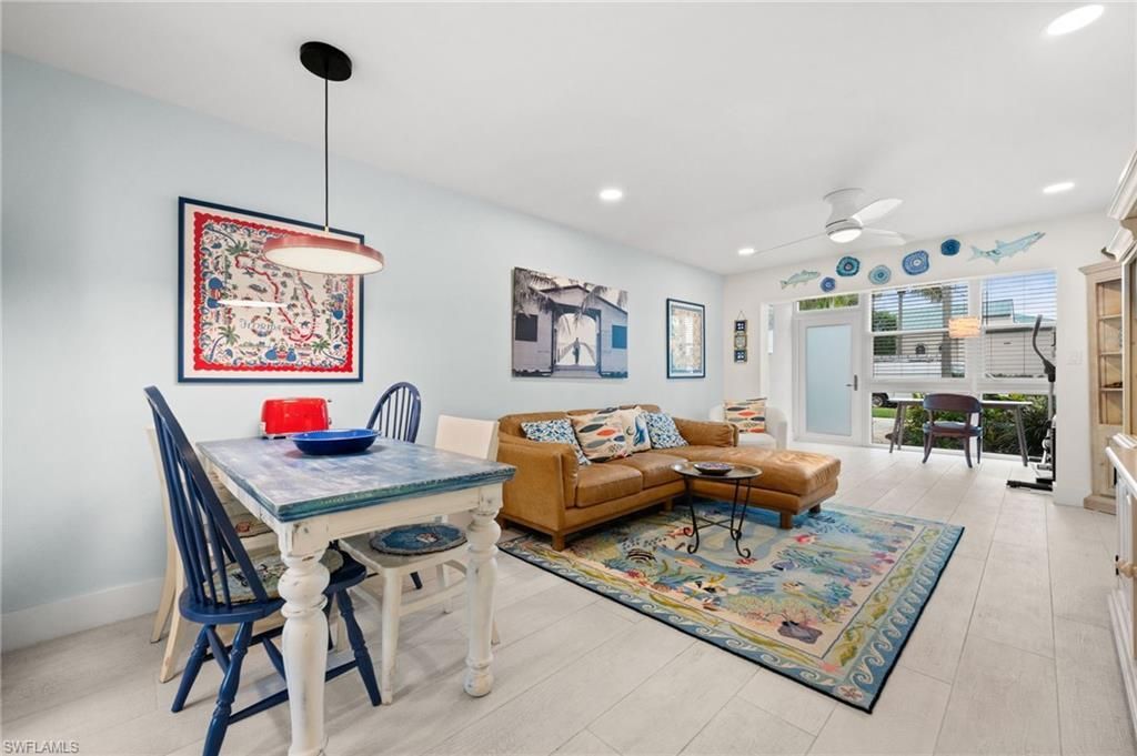 1021 3rd St S, Unit 112, Naples, FL 34102 Photo