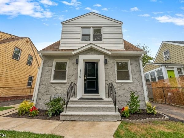 510 Halsted St, East Orange, NJ 07018