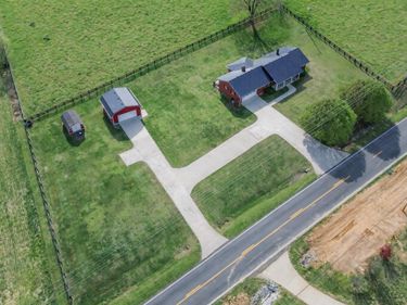 7199 W Hwy 80 , Nancy, KY 42544