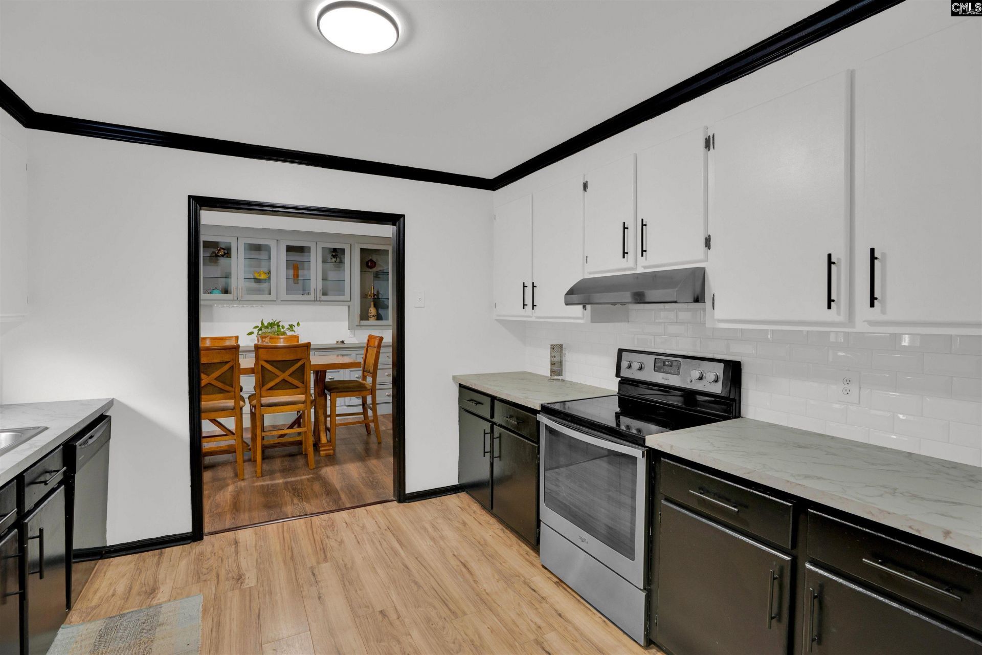 100 Tallwood Street  Photo 13