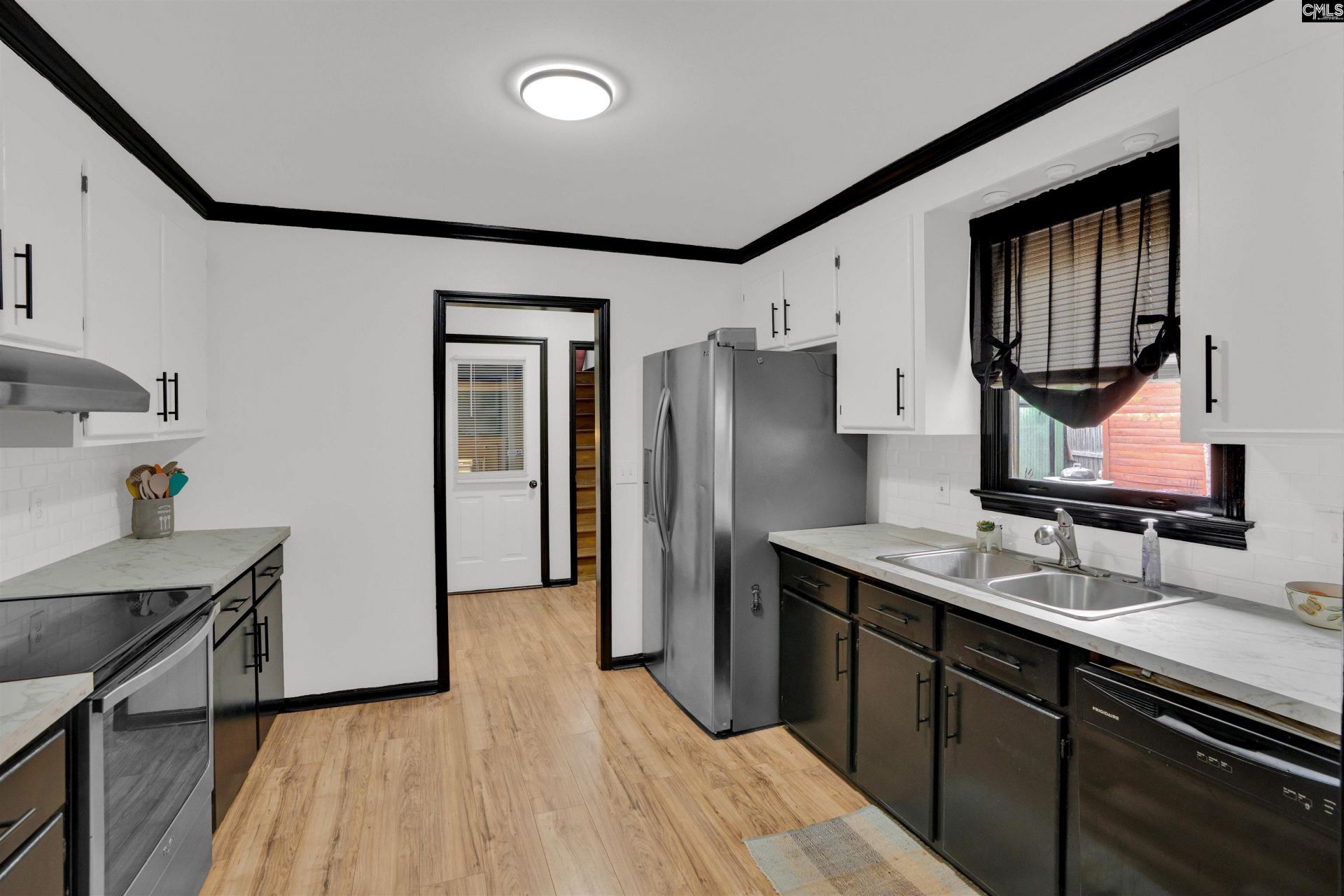 100 Tallwood Street  Photo 15