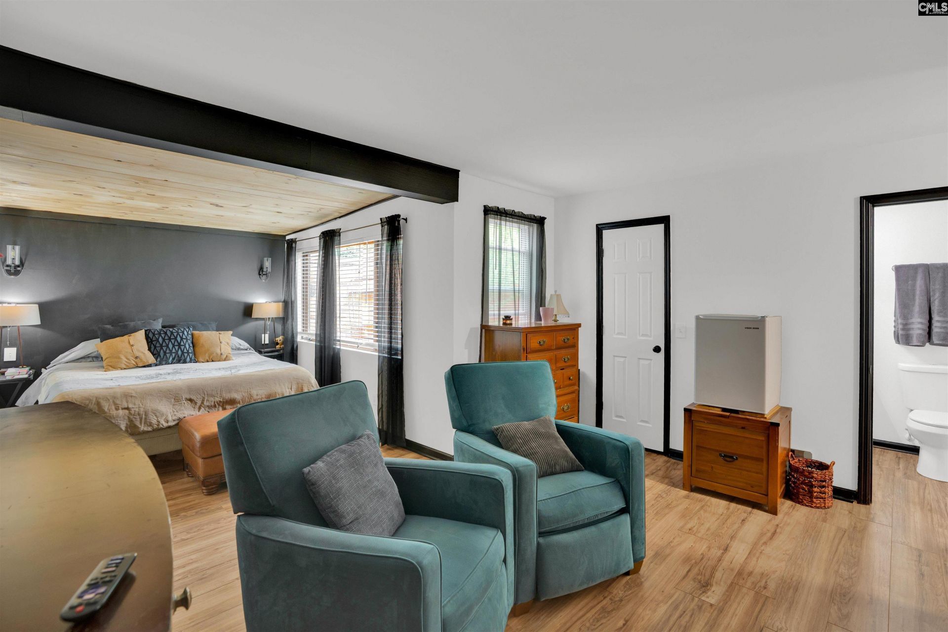 100 Tallwood Street  Photo 19