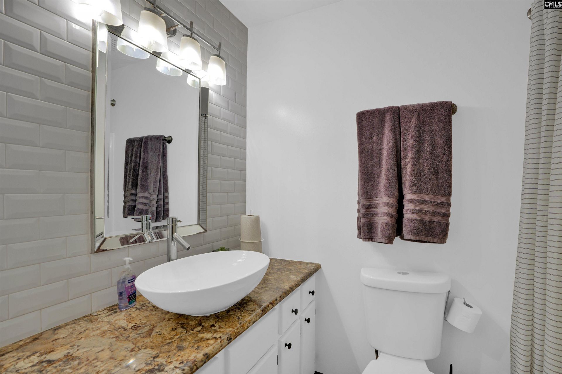 100 Tallwood Street  Photo 22