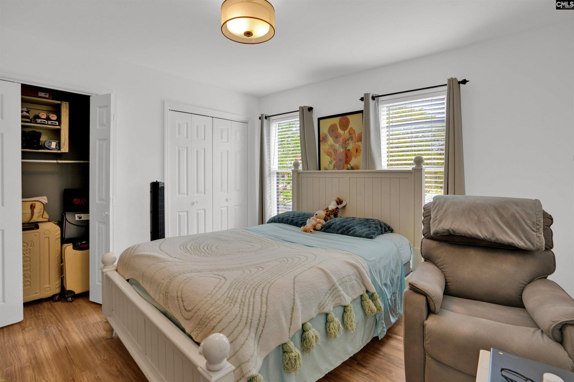 100 Tallwood Street  Photo 25