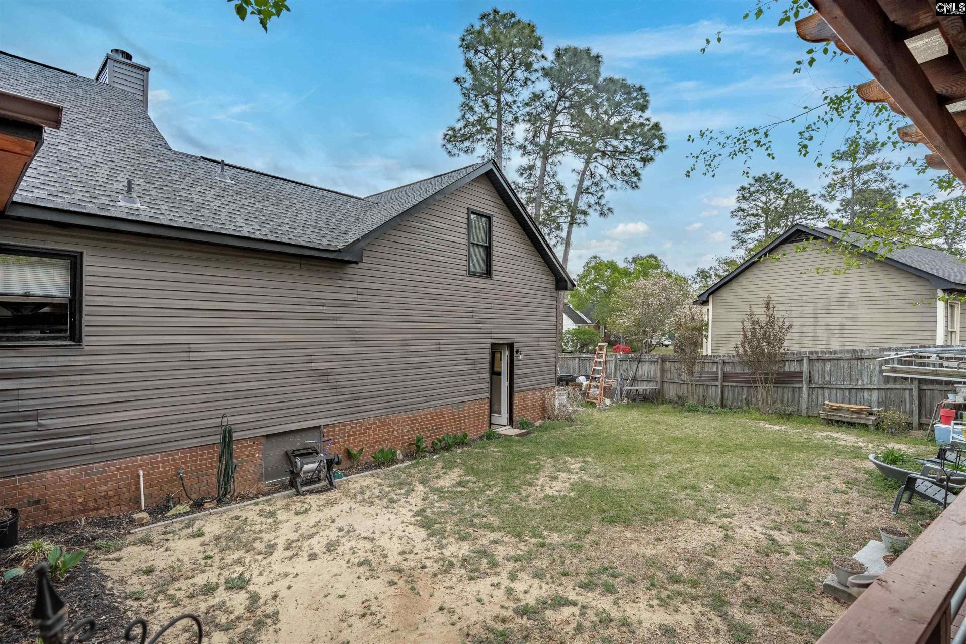 100 Tallwood Street  Photo 35