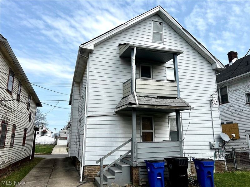 11822 Lenacrave Avenue, Cleveland, OH 44105 Photo 21