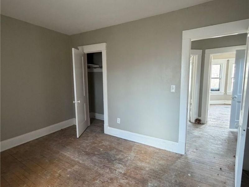 10106 Parmelee Avenue, Cleveland, OH 44108 Photo 19